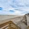 Beachfront Studio with Community Indoor Pool! - Daytona Beach
