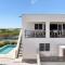 Villa Kiwi 3 min to the Beach with Private Magnesium Pool & Dive Rinse Tank - Belnem