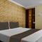 OYO 82148 Hotel Galaxy Residency kalyani nagar - Pune