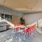 NEW • Modern • 4BR • Game Rm • Ping-Pong