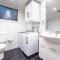 Light Resort Style Haven in Darling Harbour