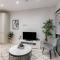 Luxe Minimalist 1-Bed Flat : 7 Mins from Station - 伦敦