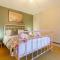 2 Bed in Richmond 90435