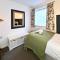 Hindmarsh Apartment