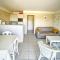 "MOULIN VERT RIVAGE" Maison, 6 personnes, au coeur du golf, village vacances, accès piscines gratuit