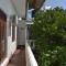Oceanic Shades - Mount Lavinia