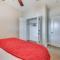 Spacious Zachary Home 12 Mi to Baton Rouge!