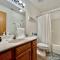 Charming remodeled 2 bed GEM Middletown