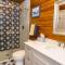 T3, Bella Vita- Oceanside, Private Pool, Walking distance to town of Duck, Foosball