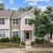 Peaceful, townhome in Hope Valley Farms - Durham