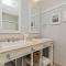 Compass Point 1, Unit 204