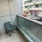 Fancy Partition Room Near Mashreq Metro / SZ Road - Dubaj