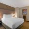 Best Western Plus Windjammer Inn & Conference Center - Burlington