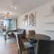 South Brisbane One Bedroom Apartment