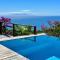 Infinity Luxury Villa - Stunning Sea and Piton Views