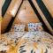 Forest A-frame & Max River chalet with Jacuzzi and River-Porumbacu