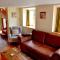 Hafannedd Cottage - riverside views