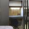 Iris Apartments A