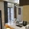 Iris Apartments A