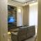 Iris Apartments A