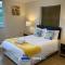 6 Bedroom House by Beds Away Short Lets & Serviced Accommodation Oxford With 2 En-suites, Garden & Free Parking - Oxford