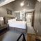 Slope-Side Serenity Ski-In Ski-Out Gem with Pool - Park City