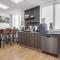 Bank Guesthouse by KEF Airport