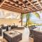Townhouse with ocean view Puerto Bahia