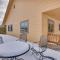 Enjoy Deck and Mtn Views Grand Lake Retreat!