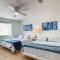 Gorgeous Lakefront Townhome with Pool Access and Views