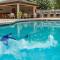 Luxury Condo at Kameole Beach T106