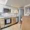 Victorias Parliamentary Suite with Private Rooftop Patio & Harbour View
