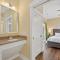 Sea Duced 6 Bedroom Home by KEES Vacations