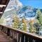 Unique Penthouse with Gallery and Mountain View