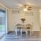 Modern Puyallup Townhome with Backyard and Fireplace