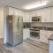 Modern Puyallup Townhome with Backyard and Fireplace