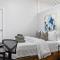 Sleek 2BR - Walking distance to Times Square