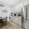 Sleek 2BR - Walking distance to Times Square