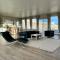 Page Arizona border town- Grand Serenity room with Mesa Views
