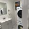 Modern 2Bedroom suite in SW Edmonton close to Edmonton International Airport