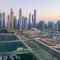 FIRST CLASS 3BR with Dubai Marina & Palm View - Dubaj