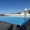 Premium suite proche aéroport, Wifi, Piscine, Parking