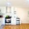 Chic Home with Expansive Backyard- duplex back unit2