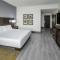 DoubleTree by Hilton Sarasota Bradenton Airport - ساراسوتا