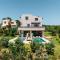 Olvini Villa