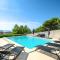 Villa Pearl