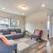 Grand Lake Views: Pet-Friendly Jay Getaway!