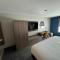 Holiday Inn Express & Suites Port Washington by IHG