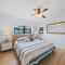 Downtown Cottage - Walk to the Beach & Restaurants