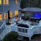 LakePath Beach House - XL hot tub, walk to beach